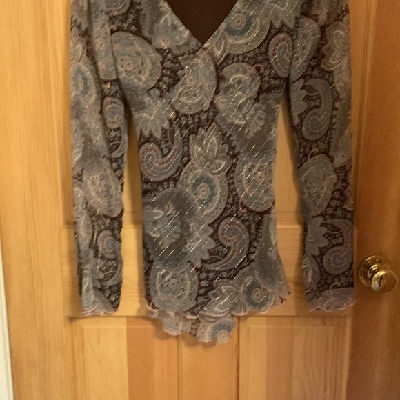 Ricki’s Blouse - Picture 4 of 6